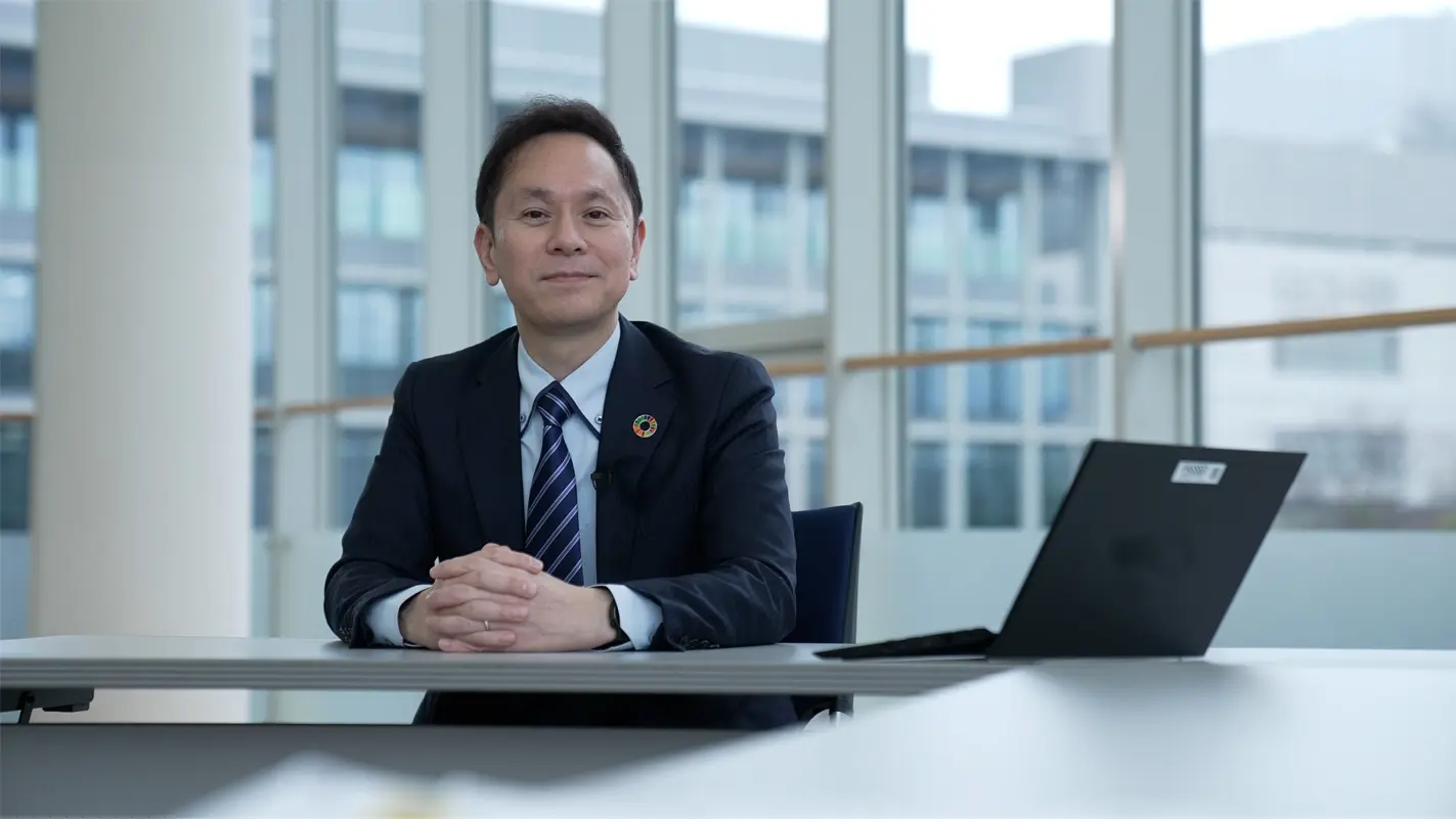 Tadashi Yamamoto
                            General Manager Photonics Business Dept. Module Business Div.